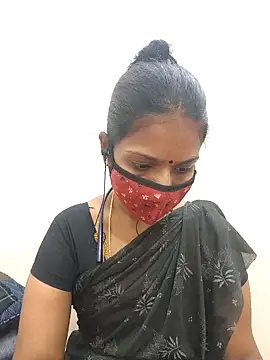 Snapshot of Tamil_Yalini12 chatting on November 22, 8:57 am Tamil Yalini12 online show from November 22, 8:57 am