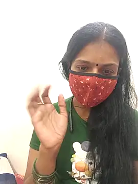 Snapshot of Tamil_Yalini12 chatting on November 24, 9:09 am Tamil Yalini12 online show from November 24, 9:09 am