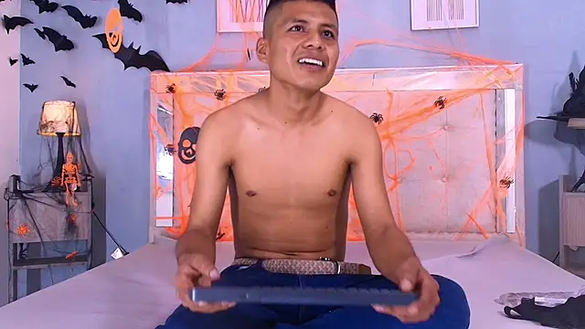 marcus hans  online show from October 28, 6:10 pm