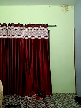 Snapshot of School_medam chatting on October 15, 3:45 pm School medam online show from October 15, 3:45 pm