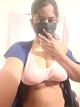 Snapshot of Shazfairy chatting on October 24, 9:22 pm Shazfairy online show from October 24, 9:22 pm