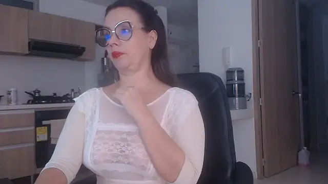 LovePaula online show from July 13, 12:46 am