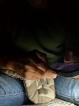 Snapshot of Amaimask2 chatting on January 17, 9:03 am Amaimask2 online show from January 17, 9:03 am