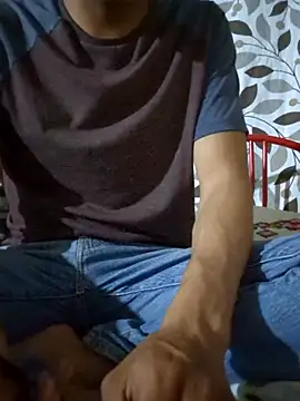 Snapshot of Amaimask2 chatting on March 29, 8:14 am Amaimask2 online show from March 29, 8:14 am