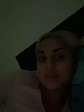 Giullyaxx online show from November 14, 2:27 pm