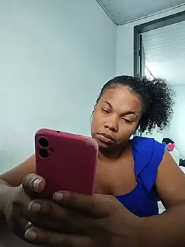 PrettahSantos online show from July 19, 12:42 pm