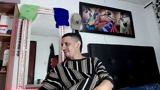 LATINO27CM online show from June 19, 4:22 pm