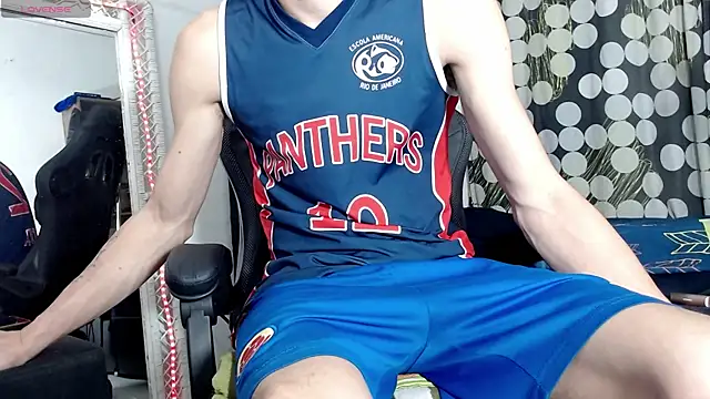 LATINO27CM online show from July 27, 12:39 am