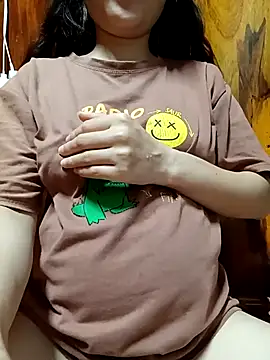 Snapshot of Pipi23_ chatting on October 16, 2:51 pm Pipi23 online show from October 16, 2:51 pm
