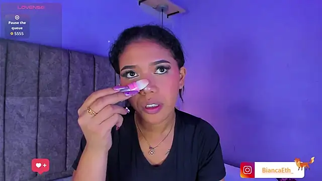 Bianca Ethan online show from July 4, 7:20 pm