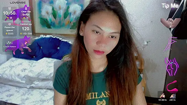 Snapshot of Prettypreggy chatting on June 1, 10:55 pm Prettypreggy online show from June 1, 10:55 pm