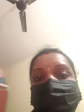Snapshot of Tamil_Swathi chatting on April 23, 12:40 pm Tamil Swathi online show from April 23, 12:40 pm