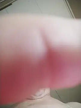 Snapshot of Danielle57_ chatting on October 26, 1:33 am Danielle57 online show from October 26, 1:33 am