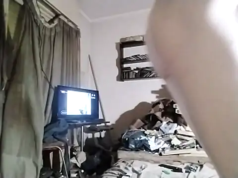 Snapshot of Danielle57_ chatting on November 16, 3:01 am Danielle57 online show from November 16, 3:01 am