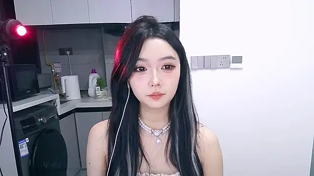 Snapshot of Miao-Maimiao chatting on October 8, 2:36 pm Miao-Maimiao online show from October 8, 2:36 pm