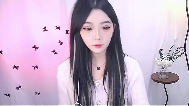 Snapshot of Miao-Maimiao chatting on November 28, 12:30 pm Miao-Maimiao online show from November 28, 12:30 pm