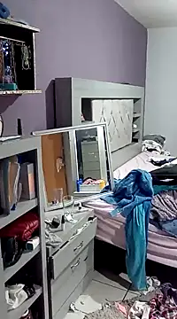 Snapshot of transreyna chatting on February 27, 11:41 am transreyna online show from February 27, 11:41 am