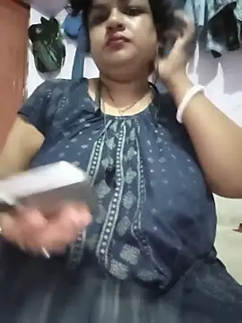 Deborbhavi222 online show from June 6, 8:57 pm