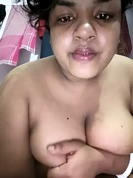 Deborbhavi222 online show from July 7, 8:46 pm