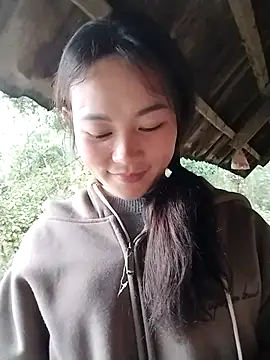 dorothyxx online show from February 9, 9:35 am