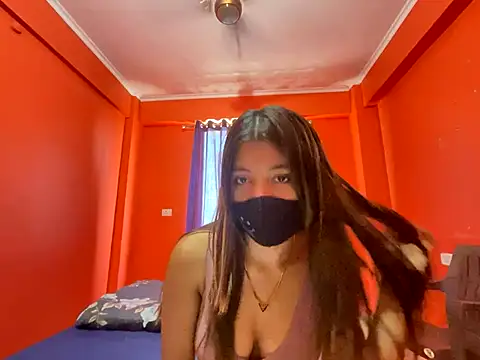 Snapshot of nivika7378 chatting on October 14, 6:03 am nivika7378 online show from October 14, 6:03 am