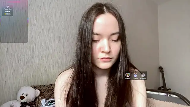 VividSienna online show from March 6, 10:23 am