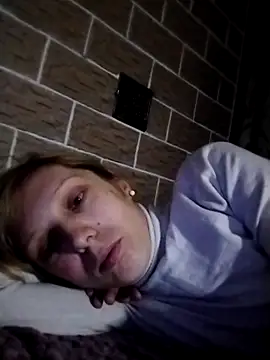 Ponka2011 online show from October 4, 1:25 am