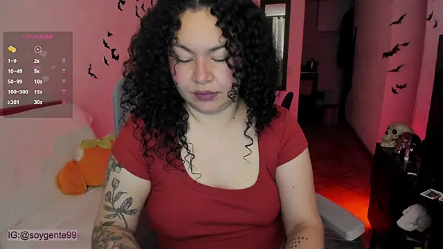 Chubby Licius online show from October 26, 11:09 pm