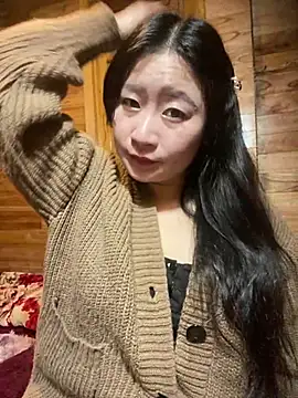 violet-00 online show from February 19, 1:45 am