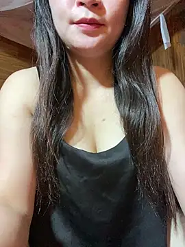 violet-00 online show from May 16, 12:07 am
