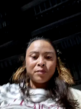 xuxulovezz online show from October 22, 11:43 am