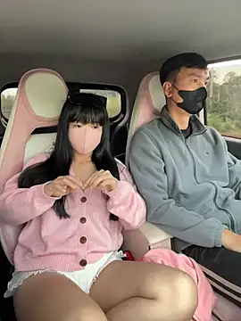 Snapshot of helen-my chatting on November 27, 9:33 am helen-my online show from November 27, 9:33 am