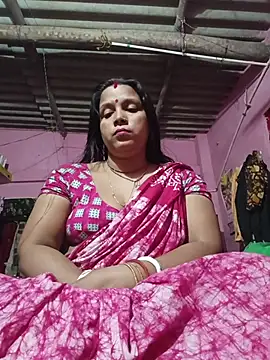 Snapshot of reya743 chatting on November 27, 3:58 pm reya743 online show from November 27, 3:58 pm