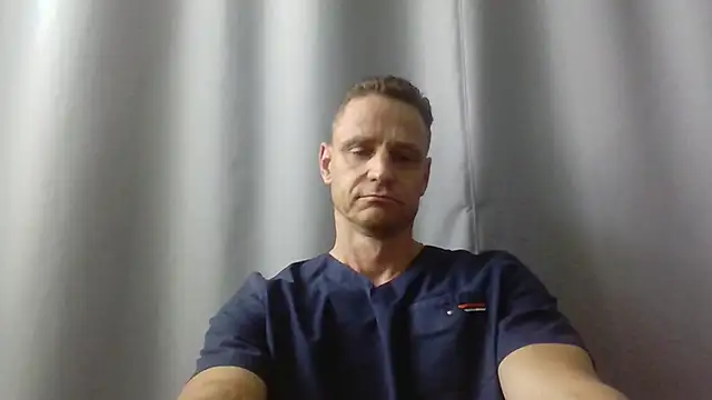 Snapshot of Freeze_Fire chatting on July 2, 10:32 am Freeze Fire online show from July 2, 10:32 am