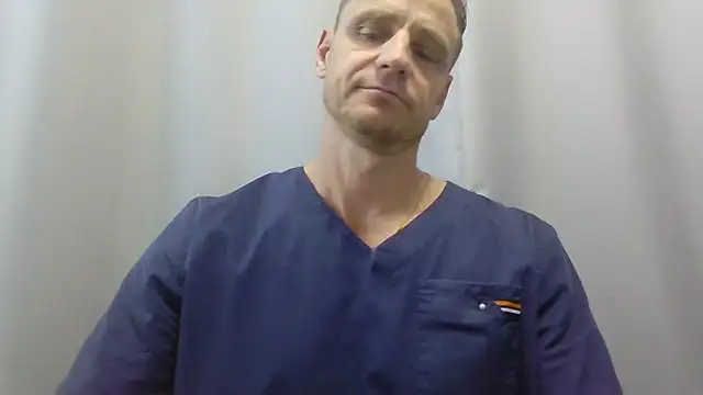 Snapshot of Freeze_Fire chatting on July 14, 12:11 pm Freeze Fire online show from July 14, 12:11 pm