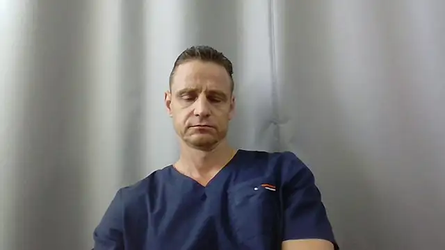 Snapshot of Freeze_Fire chatting on July 17, 8:32 am Freeze Fire online show from July 17, 8:32 am