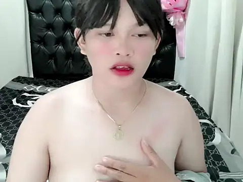 Snapshot of chennybbgirl chatting on June 28, 4:02 pm chennybbgirl online show from June 28, 4:02 pm