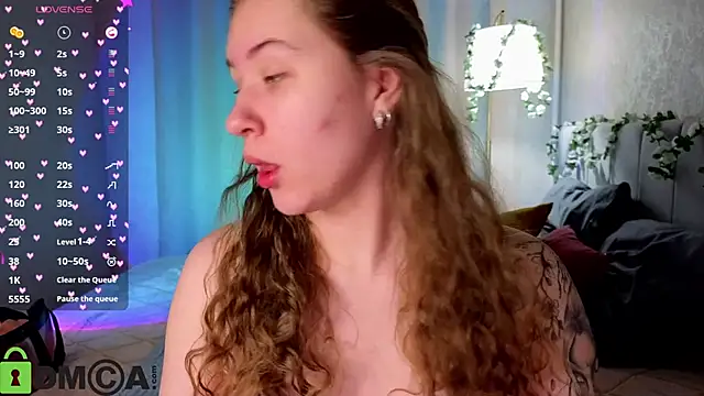 Elsie Cutties online show from February 21, 1:06 am