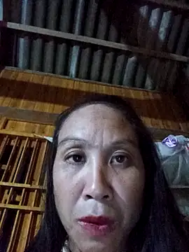 Snapshot of vtmbae chatting on November 9, 1:20 pm vtmbae online show from November 9, 1:20 pm