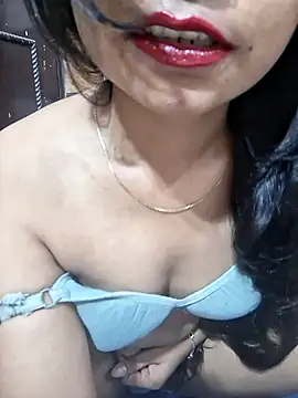 Snapshot of Soni_cute86526 chatting on July 14, 4:50 am Soni cute86526 online show from July 14, 4:50 am