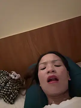 Snapshot of ___Dorry02___ chatting on October 10, 5:28 am Dorry02 online show from October 10, 5:28 am