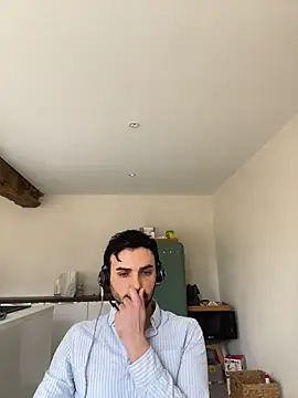 eauminerale online show from February 11, 11:04 am