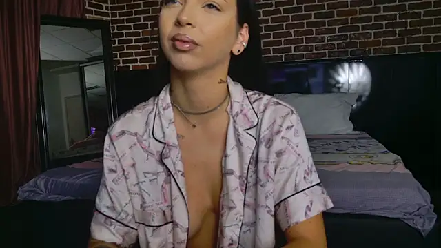 MeganSin  online show from October 5, 4:22 am