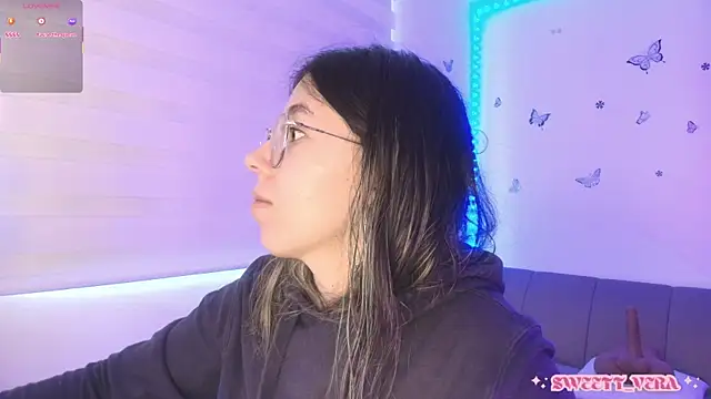 sweettvera online show from May 29, 1:20 pm