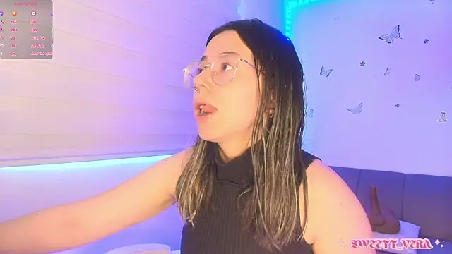 sweettvera online show from June 12, 1:32 pm