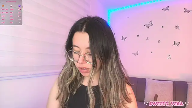 Snapshot of sweettvera chatting on June 17, 11:38 pm sweettvera online show from June 17, 11:38 pm