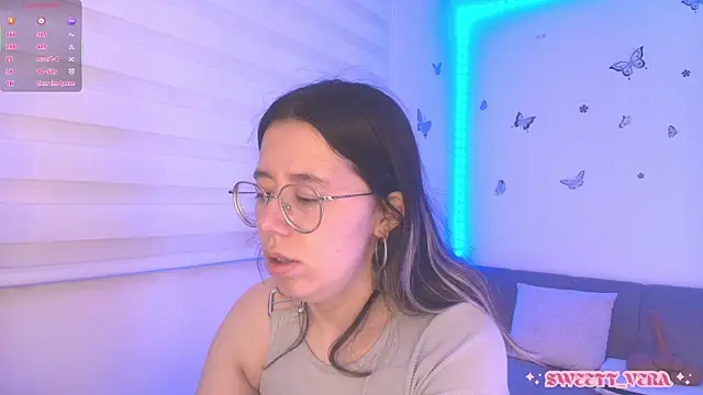 Snapshot of sweettvera chatting on July 19, 10:08 am sweettvera online show from July 19, 10:08 am