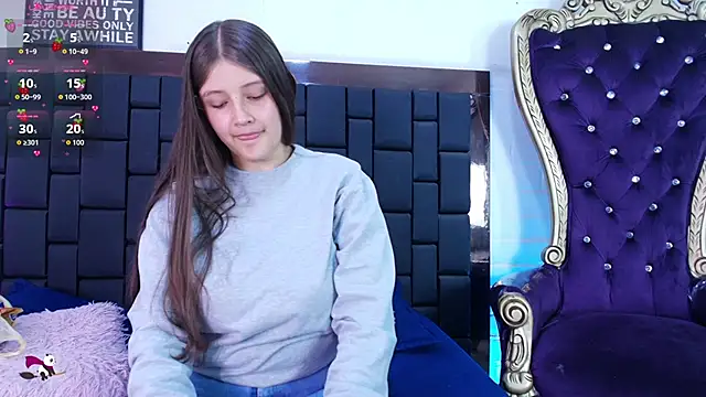 Krystal Heartss online show from October 31, 5:36 pm