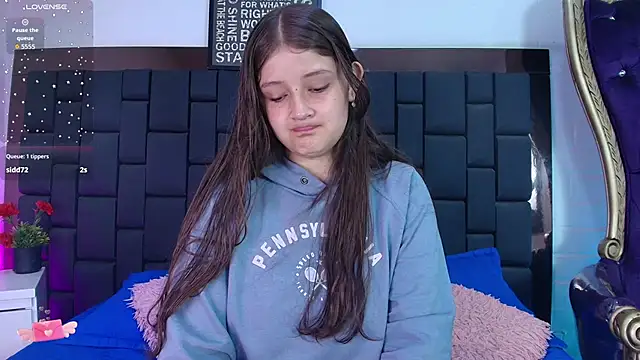 Krystal Heartss online show from November 21, 2:49 pm