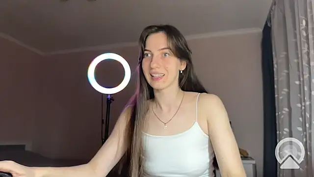 Snapshot of Prettyyy_Angel chatting on November 20, 3:12 pm Prettyyy Angel online show from November 20, 3:12 pm